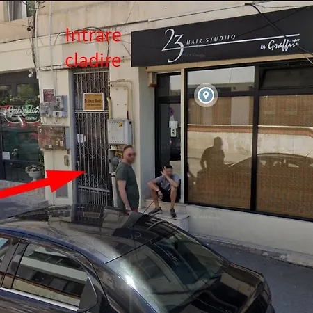 Chic, Rezerva Acum! Central, Cafea, Ceai, Apa, Parcare Publica Gratuita, Baie Cu Si Cada * Craiova