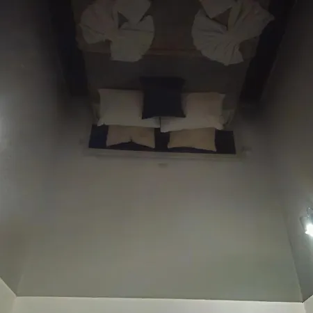 Apartment Chic, Rezerva Acum! Central, Cafea, Ceai, Apa, Parcare Publica Gratuita, Baie Cu Si Cada *