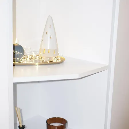 Studio Chic, Rezerva Acum! Central, Cafea, Ceai, Apa, Baie Cu Cabina Si Cada *