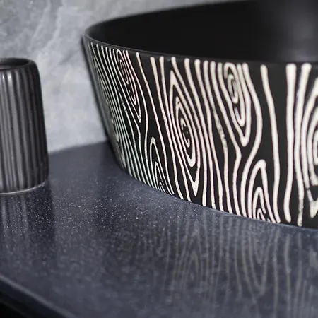 Apartment Chic, Rezerva Acum! Central, Cafea, Ceai, Apa, Parcare Publica Gratuita, Baie Cu Si Cada *