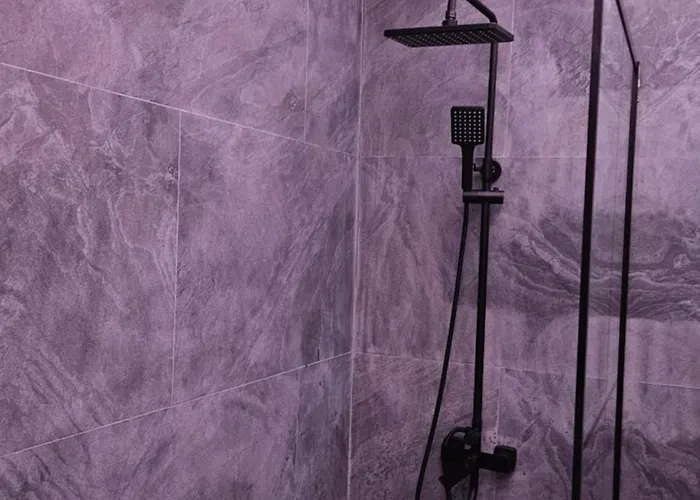 Chic, Rezerva Acum! Central, Cafea, Ceai, Apa, Parcare Publica Gratuita, Baie Cu Si Cada Apartamento Craiova